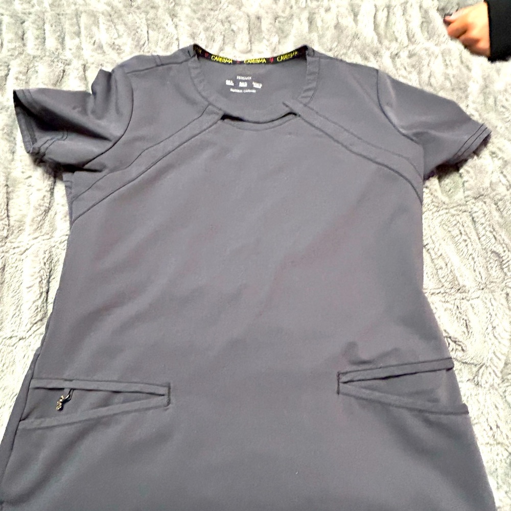 XS CAREISMA WOMENS SCRUB TOP
